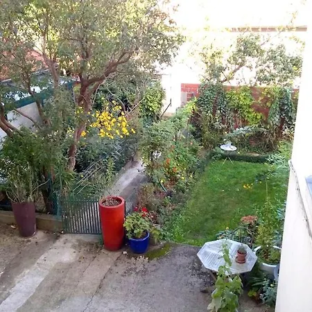 - Proche Chateau De Apartman